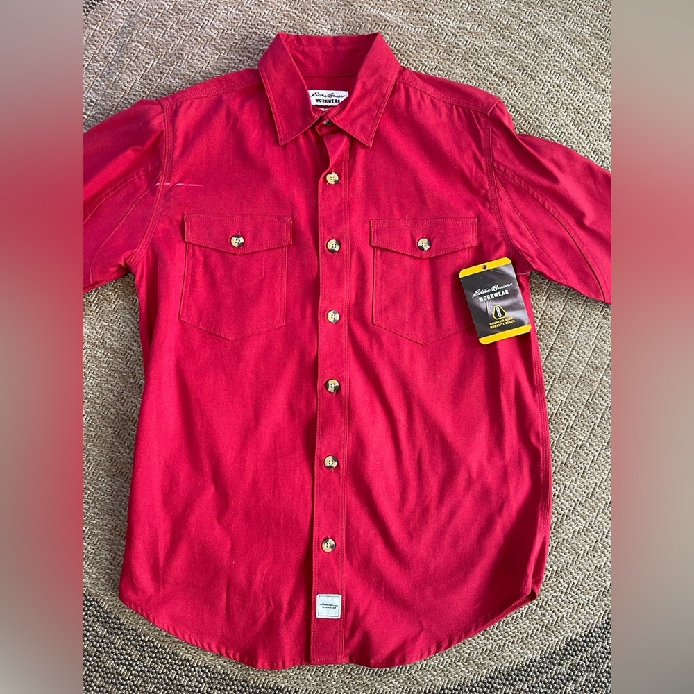 New with tags Eddie Bauer Workwear Foreman Fit button down long sleeve shirt red